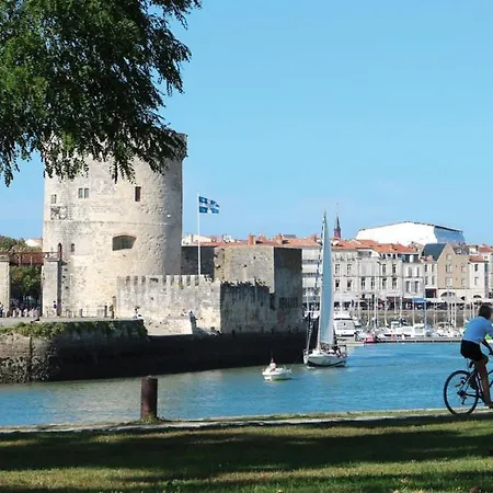 The Clock House, 3 Etoiles * La Rochelle (Charente-Maritime)