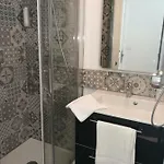 The Clock House, 3 Etoiles Apartment *