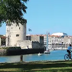 The Clock House, 3 Etoiles * La Rochelle (Charente-Maritime)