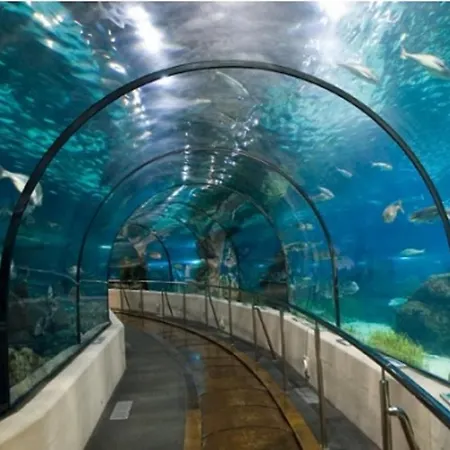 The Clock House, 3 Etoiles * 拉罗歇尔