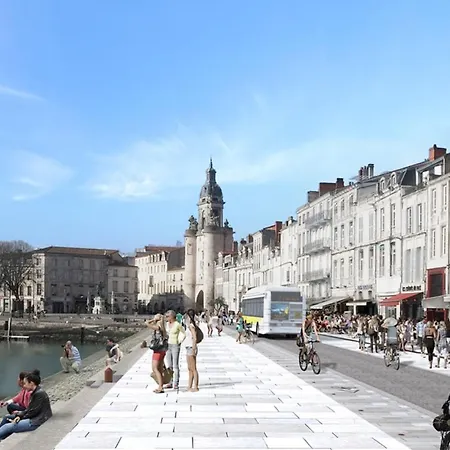 The Clock House, 3 Etoiles 拉罗歇尔